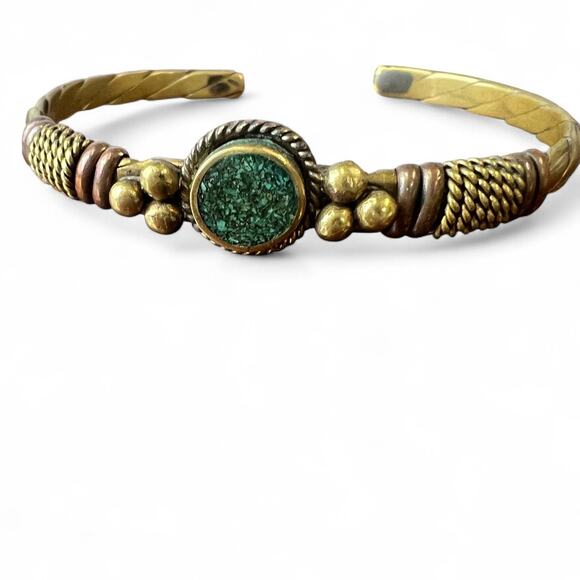 Rare Vintage American Indian Cuff Bracelet Green Stone Gold Tone Bronze Artisan